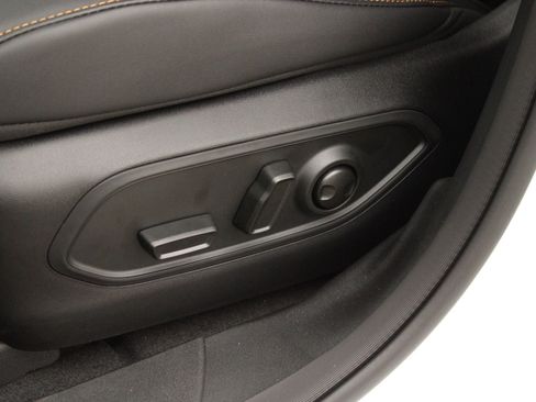 New 2026 Jeep Cherokee Limited AWD/4WD image 18