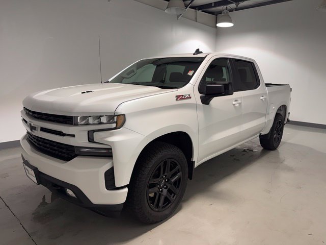 Certified 2022 Chevrolet Silverado 1500 RST w/ LPO, Blackout Package AWD/4WD image 3