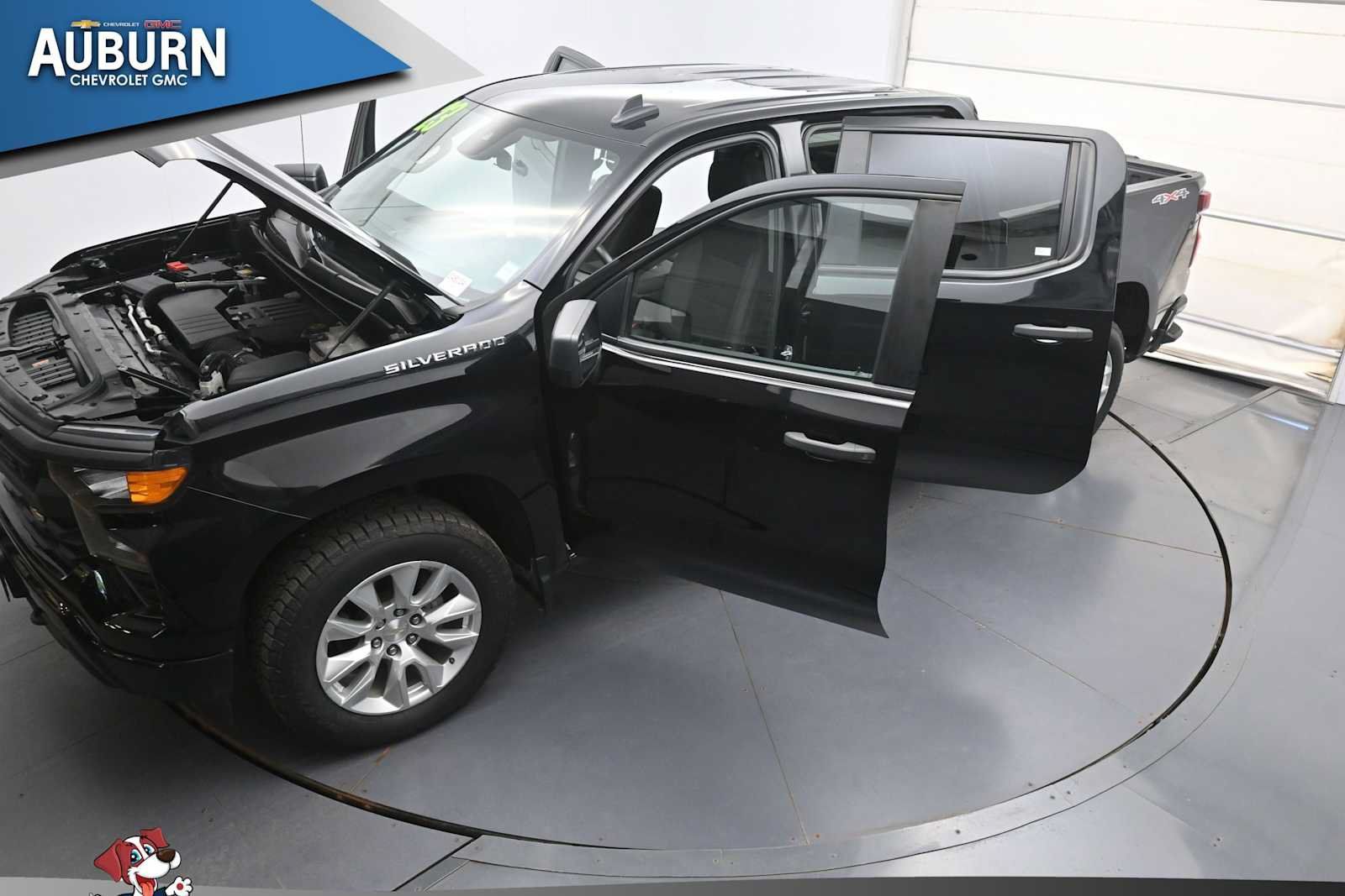 Used 2023 Chevrolet Silverado 1500 Custom AWD/4WD image 36