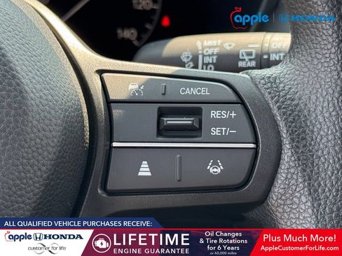 Used 2025 Honda HR-V LX image 23