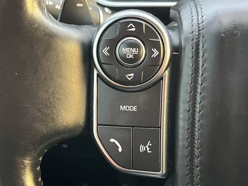 Used 2016 Land Rover Range Rover Supercharged AWD/4WD image 24