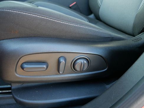 Used 2023 Chevrolet Blazer LT image 21