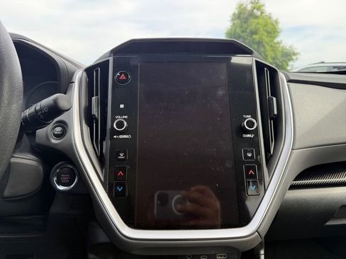 Used 2024 Subaru Crosstrek 2.0i Premium AWD/4WD image 21