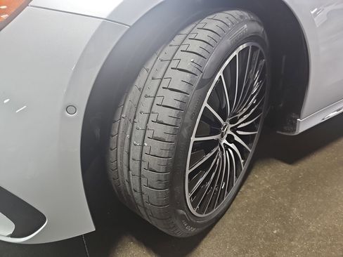 New 2026 Mercedes-Benz E 350 4MATIC Sedan image 34