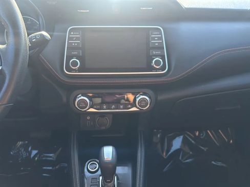 Used 2020 Nissan Kicks SR FWD image 16