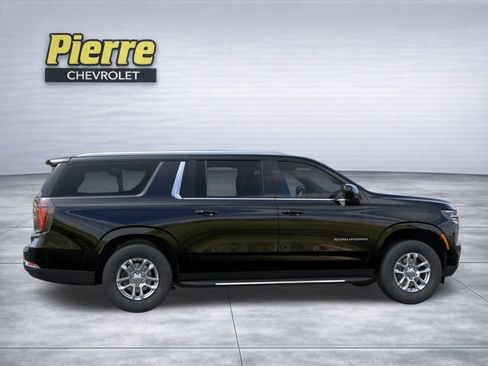 New 2026 Chevrolet Suburban LS AWD/4WD image 5