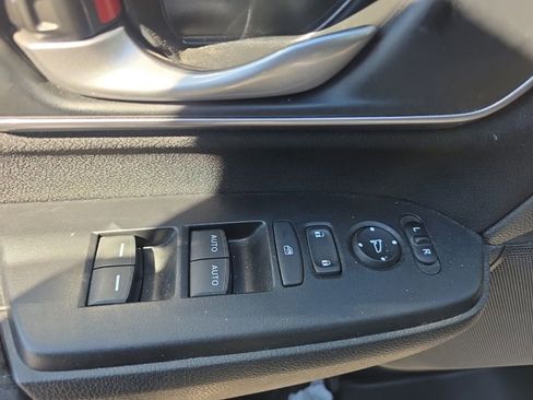 Used 2021 Honda CR-V EX image 12