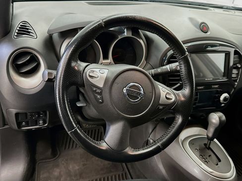 Used 2014 Nissan Juke SV w/ Navigation Package AWD/4WD image 18