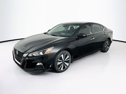 Used 2022 Nissan Altima 2.5 SV FWD image 3