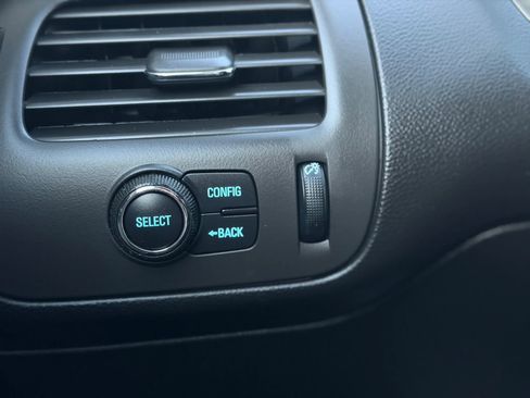 Used 2015 Chevrolet Volt Premium w/ Premium Trim Package FWD image 30