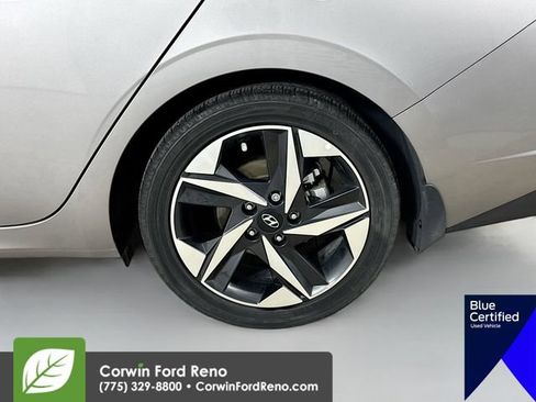 Used 2023 Hyundai Elantra Limited image 36