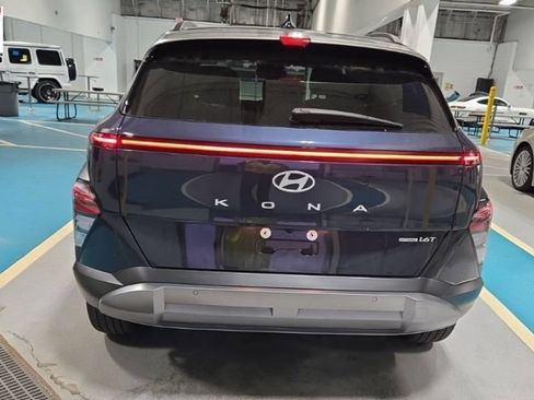 Used 2024 Hyundai Kona Limited AWD/4WD image 10