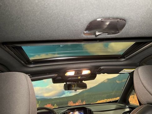 Used 2025 Subaru Crosstrek 2.5i Sport image 47