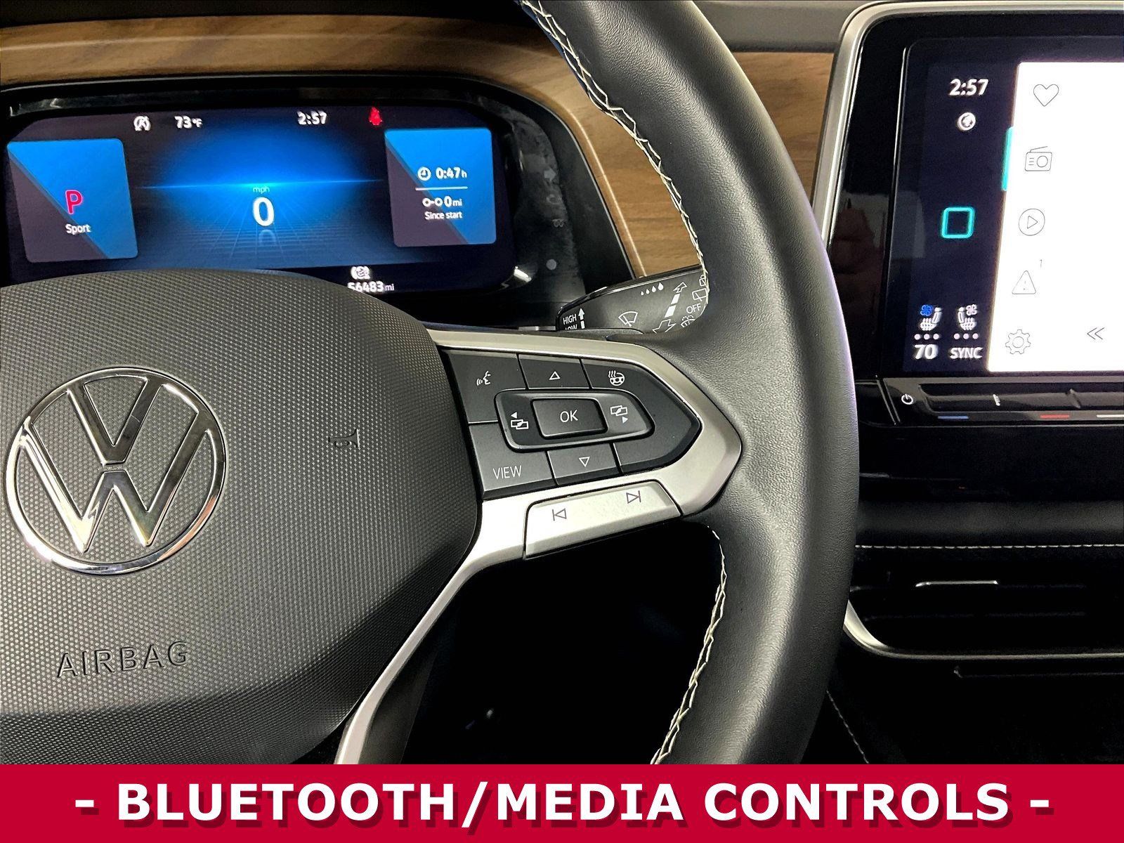 Used 2025 Volkswagen Atlas SE AWD/4WD image 12