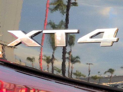 New 2025 Cadillac XT4 Premium Luxury image 9