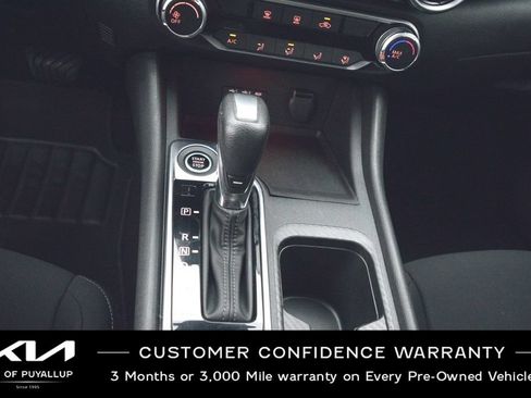 Used 2023 Nissan Sentra SV FWD image 25