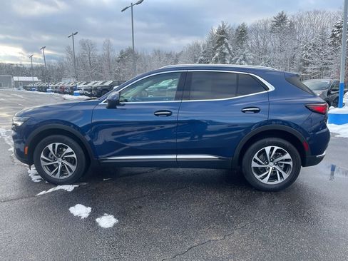 Used 2023 Buick Envision Essence image 3