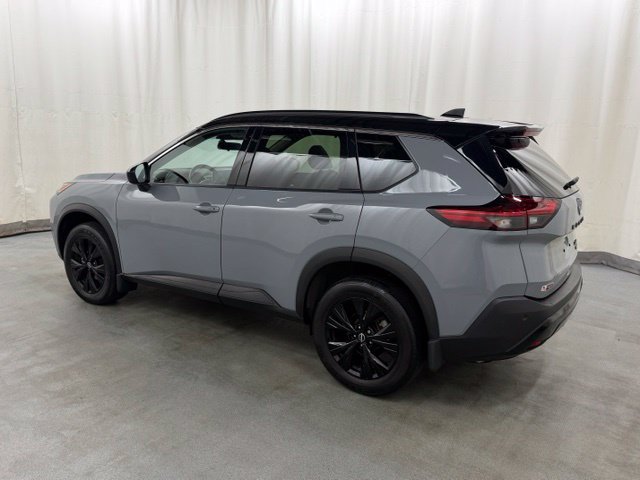 Used 2023 Nissan Rogue SV w/ SV Premium B Package AWD/4WD image 4