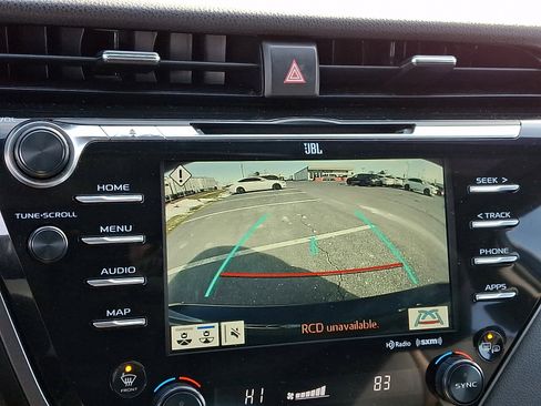 Used 2019 Toyota Camry XLE w/ Navigation Package image 20