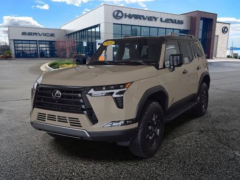 Used 2025 Lexus GX 550 image 1