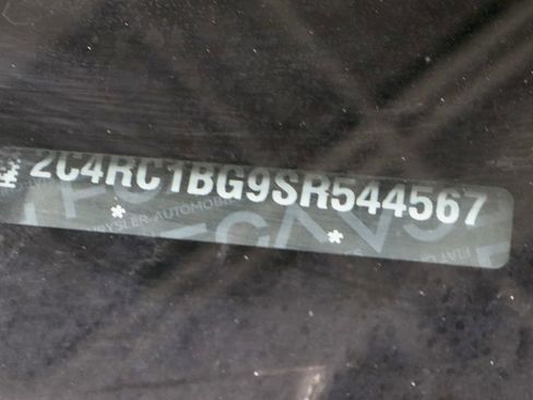 Used 2025 Chrysler Pacifica Select FWD image 34