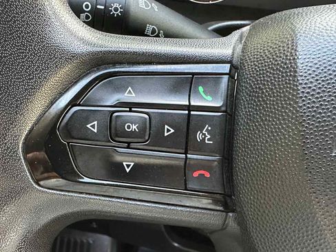Used 2023 RAM ProMaster 2500 FWD image 25