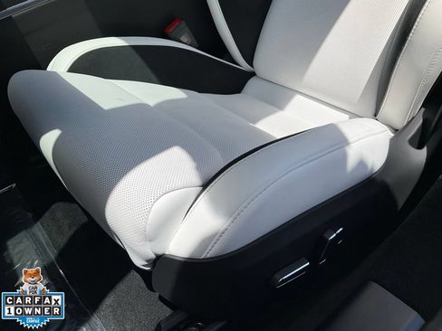 Used 2026 Tesla Model S Plaid AWD/4WD image 17