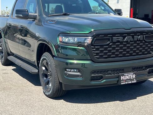 New 2026 RAM 1500 4x4 Crew Cab image 10