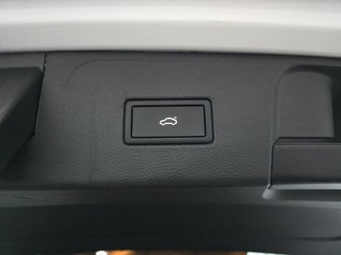 Used 2021 Volkswagen Atlas SE AWD/4WD image 16