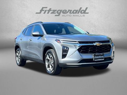 Used 2025 Chevrolet Trax LT
