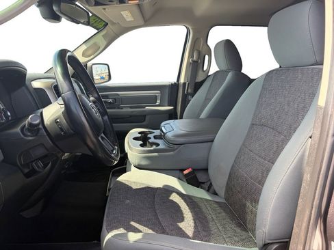 Used 2019 RAM 1500 Big Horn AWD/4WD image 10