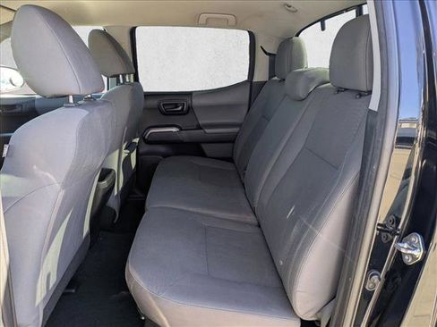 Used 2016 Toyota Tacoma SR5 image 17