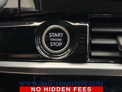 Used 2022 Nissan Pathfinder SL w/ SL Premium Package image 47