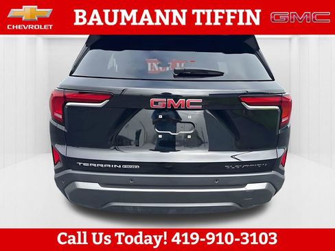 Used 2025 GMC Terrain Elevation AWD/4WD image 4