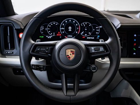 New 2026 Porsche Cayenne Coupe image 31