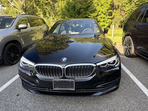 Used 2019 BMW 530i xDrive AWD/4WD image 3