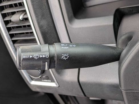 Used 2016 RAM 2500 SLT image 22