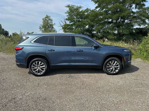Used 2026 Buick Enclave Preferred AWD/4WD image 31