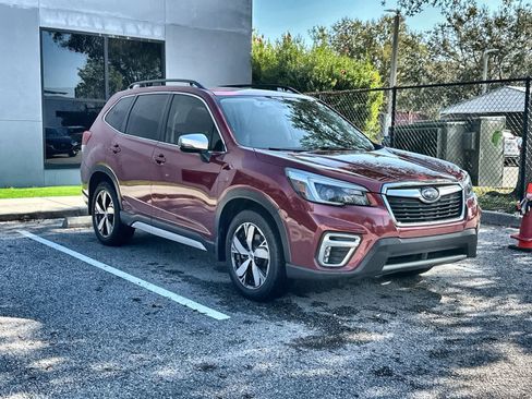 Used 2021 Subaru Forester Touring AWD/4WD image 11