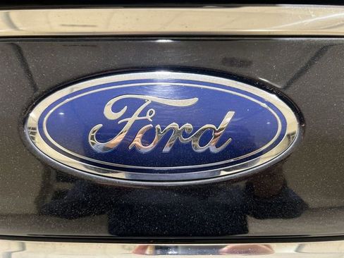 Certified 2021 Ford Expedition XLT RWD image 28