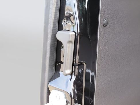 Used 2024 Mercedes-Benz Sprinter 2500 image 40