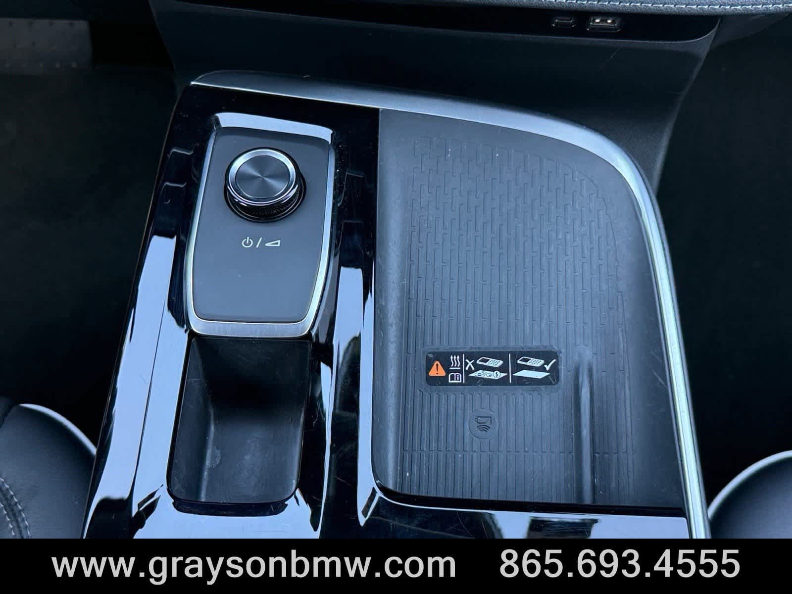 Used 2025 Buick Enclave Preferred AWD/4WD image 28