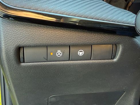 New 2026 Nissan Kicks SR image 11