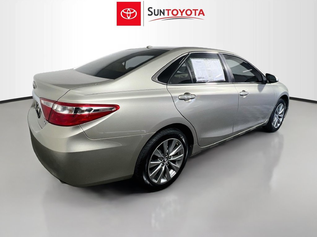Used 2017 Toyota Camry XLE FWD image 4