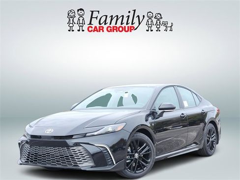 New 2026 Toyota Camry SE image 1
