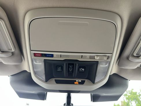 Used 2023 Subaru Forester Touring AWD/4WD image 28
