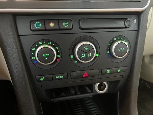 Used 2008 Saab 9-3 2.0T w/ Cold Weather Package FWD image 19