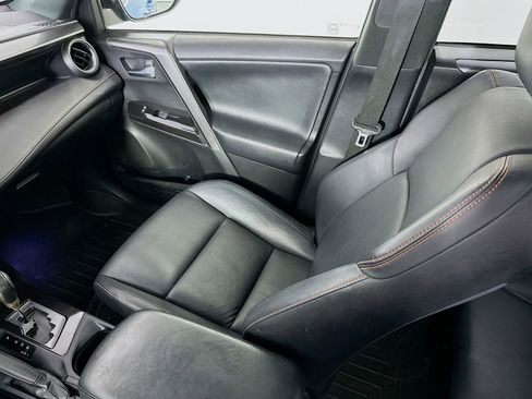 Used 2016 Toyota RAV4 SE w/ Advanced Technology Package image 25