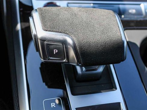 New 2025 Audi RS Q8 performance image 22