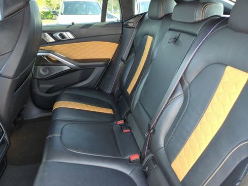 Used 2021 BMW X6 M w/ Competition Package image 19